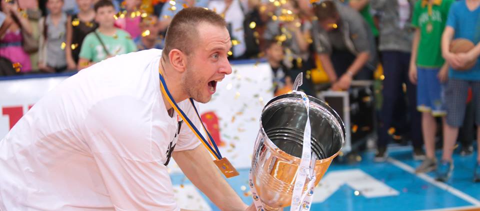 Прев'ю картинка для новини - Кривоозерська вітає чемпіона баскетбольної Суперліги Парі-Матч 2017-2018 – БК «Черкаські Мавпи»